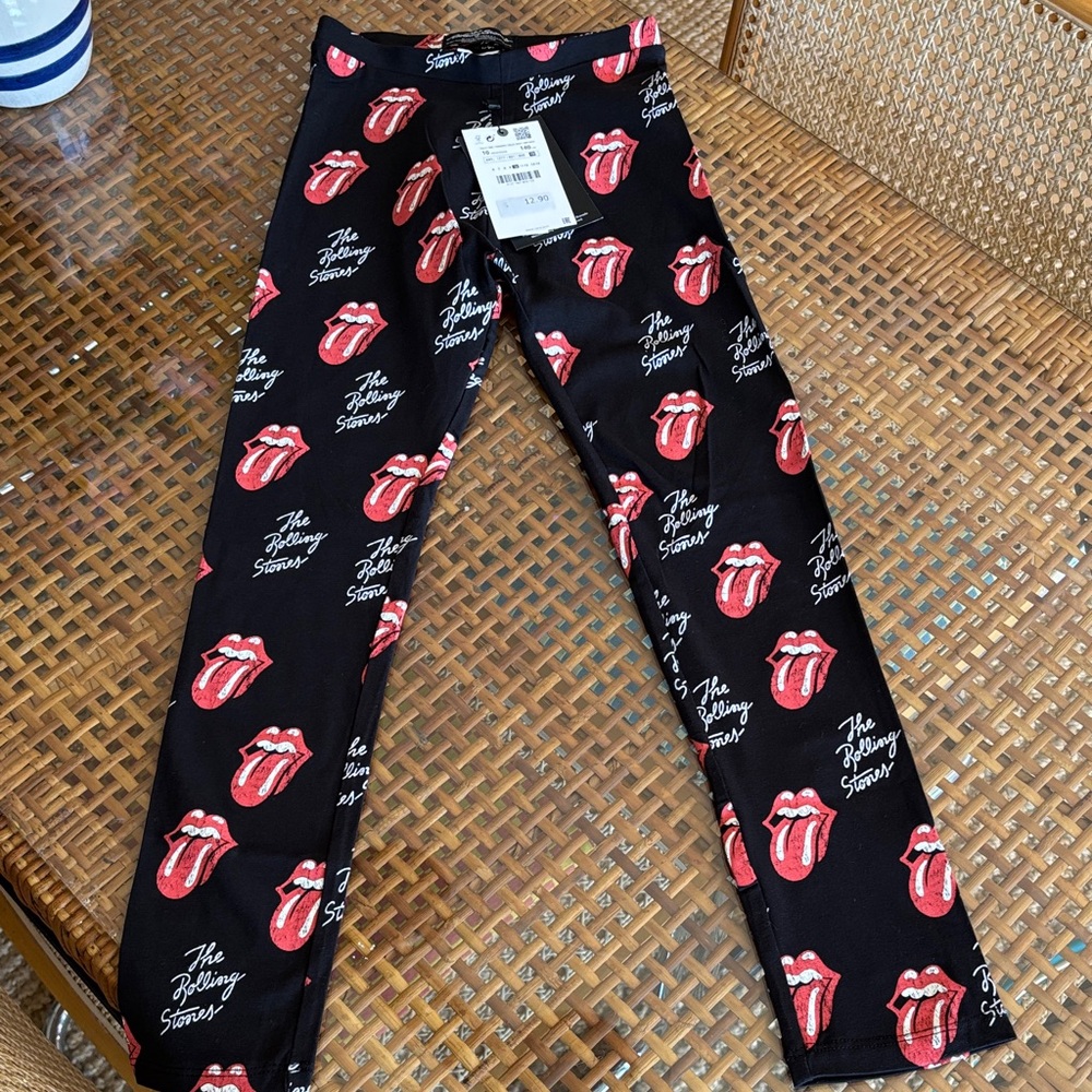 Rolling Stones Zara Black Leggings with Red Tongue Print 10 12 NWT - Picture 3 of 6